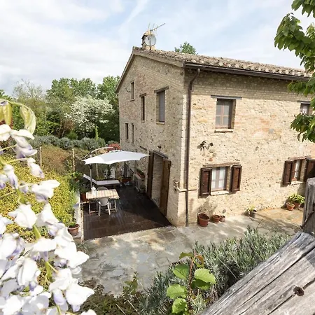 Casa Avena Montone